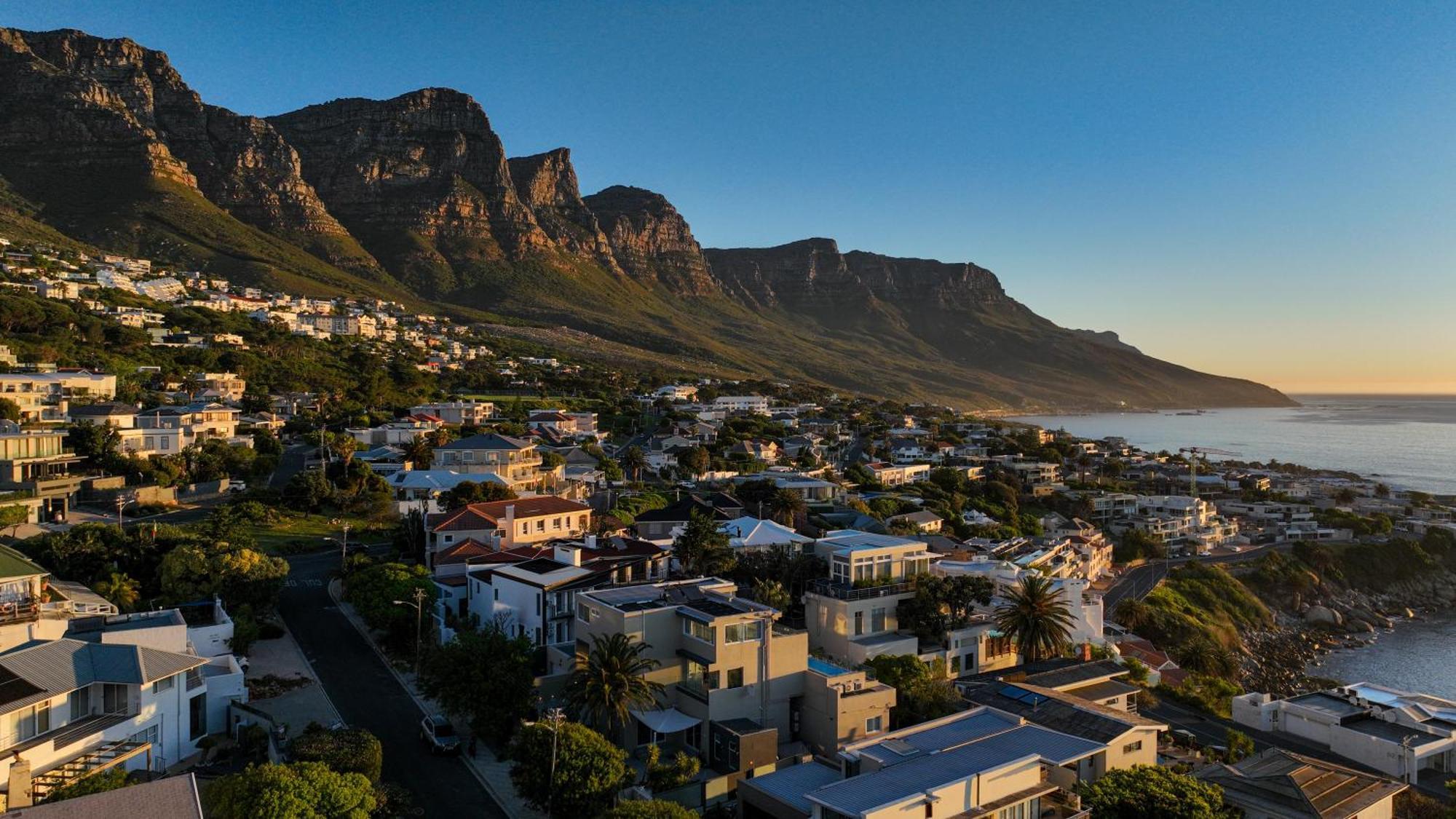 26Onfirst - Ups, Sea Views And Personalised Services Villa Cape Town Exterior photo